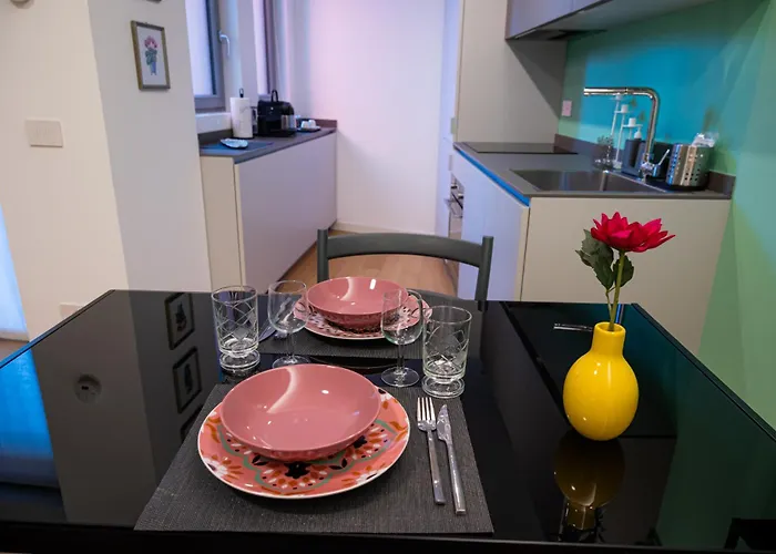 Vivimihome - Navigli Design Loft With Terrace Apartmán *